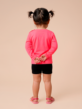 Laden Sie das Bild in den Galerie-Viewer, Model Back: Uv Line T-Shirt Longsleeve Baby Pink Fluor Upf50+
