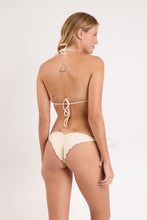 Laden Sie das Bild in den Galerie-Viewer, Model Back: Rio De Sol Ensemble Set Touch-Natural Frufru
