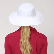 Laden Sie das Bild in den Galerie-Viewer, Model Back: Uv Line Chapeau Souple/Capeline Hat Lyon Nac L Fem White Upf50+
