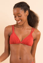 Laden Sie das Bild in den Galerie-Viewer, Image 10: Rio De Sol Haut Top Malibu-Chili Tri-Duo
