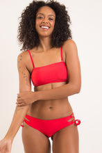 Laden Sie das Bild in den Galerie-Viewer, Image 08: Rio De Sol Bas Bottom Rouge Madrid
