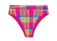 Laden Sie das Bild in den Galerie-Viewer, Product Front: Rio De Sol Bas Bottom Tulip-Garden Hotpant-Cos
