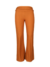 Laden Sie das Bild in den Galerie-Viewer, Product Front: Rio De Sol Pantalon De Plage Ferrugo Murana Pants
