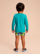 Laden Sie das Bild in den Galerie-Viewer, Model Back: Uv Line T-Shirt Longsleeve Baby Green Sea Upf50+
