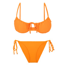 Laden Sie das Bild in den Galerie-Viewer, Product Front: Rio De Sol Ensemble Set Dots-Mango Balconet-Tie Ibiza-Comfy
