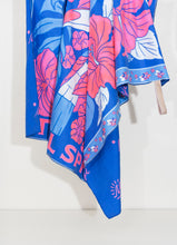 Laden Sie das Bild in den Galerie-Viewer, Product Front: Maaji Serviette De Plage Always Blooming Florelia Towel
