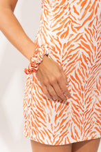 Laden Sie das Bild in den Galerie-Viewer, Image 04: Rio De Sol Chouchou Sahari Scrunchie
