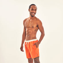 Laden Sie das Bild in den Galerie-Viewer, Image 03: Uv Line Bermuda / Short Pour Homme Shorts Boxer Orange Upf50+
