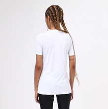 Laden Sie das Bild in den Galerie-Viewer, Model Back: Uv Line Fitness Haut T-Shirt Sport Fit Branco Upf50+
