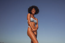 Laden Sie das Bild in den Galerie-Viewer, Image 14: Rio De Sol Haut Top Drift-Cianita Sara
