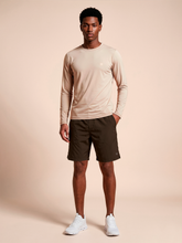 Laden Sie das Bild in den Galerie-Viewer, Model Front: Uv Line T-Shirt Pour Homme T-Shirt New Fit Masc Sand Upf50+
