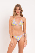 Laden Sie das Bild in den Galerie-Viewer, Model Front: Rio De Sol Bas Bottom Glow Cheeky-Tie
