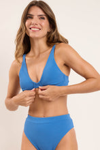 Laden Sie das Bild in den Galerie-Viewer, Image 08: Rio De Sol Ensemble Set Sand-Nautico Chantal Kora
