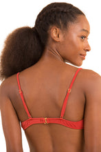 Laden Sie das Bild in den Galerie-Viewer, Image 07: Rio De Sol Haut Top Malibu-Chili Balconet
