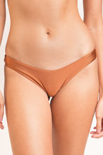 Laden Sie das Bild in den Galerie-Viewer, Gallery: Rio De Sol Bas Bottom Nocciola High-Leg

