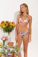 Laden Sie das Bild in den Galerie-Viewer, Model Front: Rio De Sol Ensemble Set Fresh-Day Tri-Inv Ibiza-Comfy
