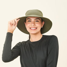 Laden Sie das Bild in den Galerie-Viewer, Image 04: Uv Line Bob Hat California Nac Fem Green Militar Upf50+

