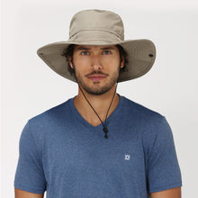 Laden Sie das Bild in den Galerie-Viewer, Model Front: Uv Line Chapeau Souple/Capeline Safari Kaki Upf50+
