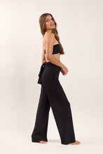 Laden Sie das Bild in den Galerie-Viewer, Image 03: Rio De Sol Pantalon De Plage Black Pants Knot
