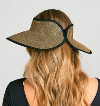 Laden Sie das Bild in den Galerie-Viewer, Model Back: Uv Line Visière Visor Siena Imp Fem Blend Upf50+
