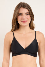 Laden Sie das Bild in den Galerie-Viewer, Gallery: Rio De Sol Haut Top Touch-Black Paola
