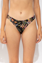 Laden Sie das Bild in den Galerie-Viewer, Gallery: Rio De Sol Bas Bottom Flora Essential-Comfy
