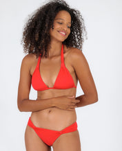 Laden Sie das Bild in den Galerie-Viewer, Gallery: Rio De Sol Ensemble Set Rouge Mel
