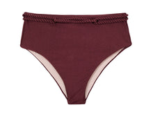 Laden Sie das Bild in den Galerie-Viewer, Product Front: Rio De Sol Bas Bottom Barolo Hotpants
