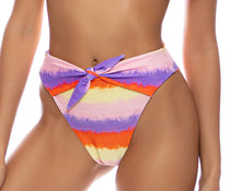 Laden Sie das Bild in den Galerie-Viewer, Image 04: Luli Fama Bas Bottom Bandeau Miami Sunsets
