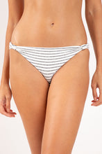 Laden Sie das Bild in den Galerie-Viewer, Gallery: Rio De Sol Bas Bottom Linea-White Mel-Comfy
