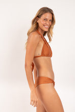 Laden Sie das Bild in den Galerie-Viewer, Image 04: Rio De Sol Bas Bottom Shimmer-Nocciola Mel
