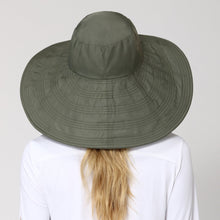 Laden Sie das Bild in den Galerie-Viewer, Model Back: Uv Line Chapeau Souple/Capeline Hat Beverly Hills I18 Fem Green Militar Upf50+
