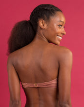 Laden Sie das Bild in den Galerie-Viewer, Image 10: Rio De Sol Haut Top Shimmer-Copper Bandeau-Joy
