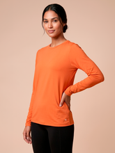 Laden Sie das Bild in den Galerie-Viewer, Gallery: Uv Line T-Shirt Longsleeve Uvpro Fem Pitanga Upf50+
