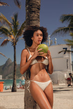 Laden Sie das Bild in den Galerie-Viewer, Image 07: Rio De Sol Bas Bottom Brisa-Offwhite Lacinho
