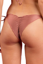 Laden Sie das Bild in den Galerie-Viewer, Image 07: Rio De Sol Bas Bottom Shimmer-Copper Frufru
