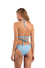 Laden Sie das Bild in den Galerie-Viewer, Model Back: Rio De Sol Haut Top Dots-Sky Kate
