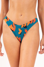 Laden Sie das Bild in den Galerie-Viewer, Gallery: Rio De Sol Bas Bottom Luma Nara
