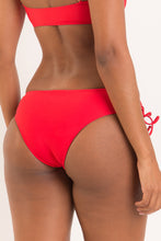 Laden Sie das Bild in den Galerie-Viewer, Image 05: Rio De Sol Bas Bottom Rouge Madrid
