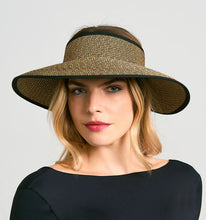 Laden Sie das Bild in den Galerie-Viewer, Model Front: Uv Line Visière Visor Siena Imp Fem Blend Upf50+
