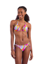 Laden Sie das Bild in den Galerie-Viewer, Model Front: Rio De Sol Haut Top Dreams Tri-Inv
