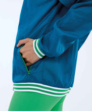 Laden Sie das Bild in den Galerie-Viewer, Image 04: Alto Giro Fitness Haut Jaqueta Aerofit Bomber Com Punhos Verde Deep Lagon
