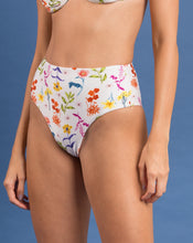 Laden Sie das Bild in den Galerie-Viewer, Image 09: Rio De Sol Bas Bottom Countryside Hotpants
