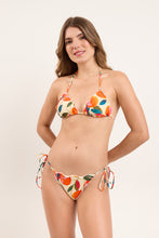 Laden Sie das Bild in den Galerie-Viewer, Model Front: Rio De Sol Haut Top Picnic Frufru
