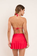 Laden Sie das Bild in den Galerie-Viewer, Model Back: Rio De Sol Jupe De Page Mini Skirt Rouge
