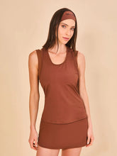 Laden Sie das Bild in den Galerie-Viewer, Gallery: Uv Line Fitness Haut Regata Sport Color Fem Marrom Upf50+
