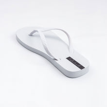 Laden Sie das Bild in den Galerie-Viewer, Image 04: Rio De Sol Tongs White Slim
