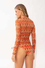 Laden Sie das Bild in den Galerie-Viewer, Model Back: Rio De Sol Haut De Plage Maracai Top Harper Long
