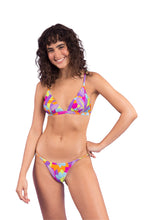 Laden Sie das Bild in den Galerie-Viewer, Model Front: Rio De Sol Bas Bottom Dreams Cheeky-Fixa
