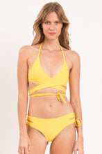 Laden Sie das Bild in den Galerie-Viewer, Gallery: Rio De Sol Ensemble Set Amarelo Kate Madrid
